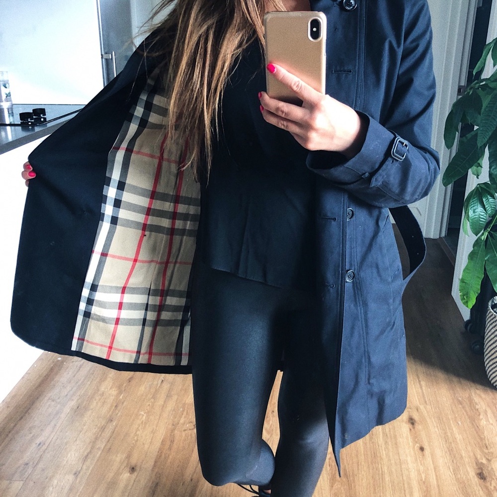 BURBERRY Sadringham Trench Coat
